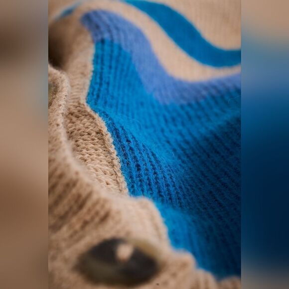 The Endery Cabin Cardigan | Crystal Lake Size XL/XXL in Tan and Blue NWT - Picture 6 of 16